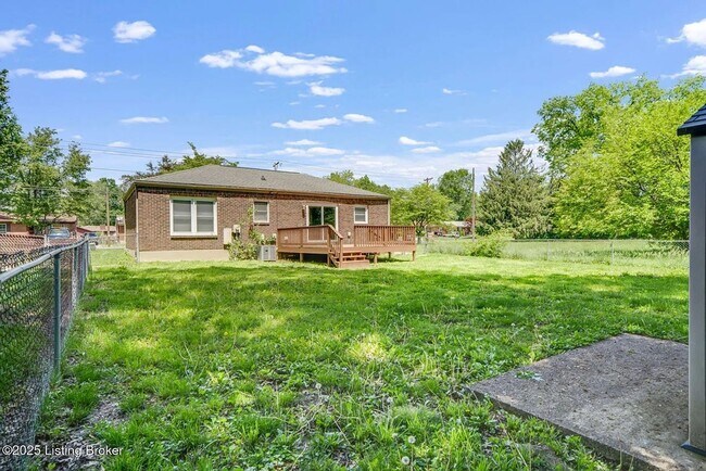 Building Photo - 6312 Six Mile Ln