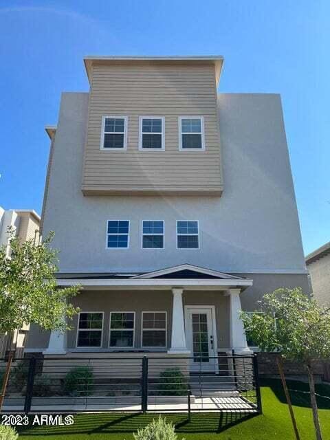 Building Photo - 615 N 6th Ave