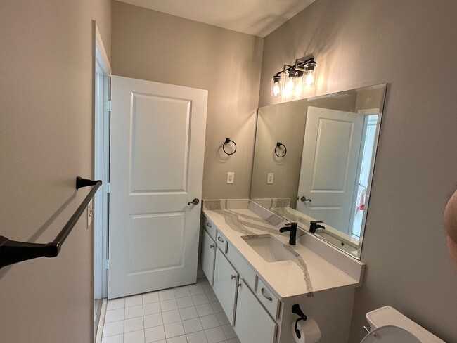 Building Photo - 821 Ralph McGill Blvd NE