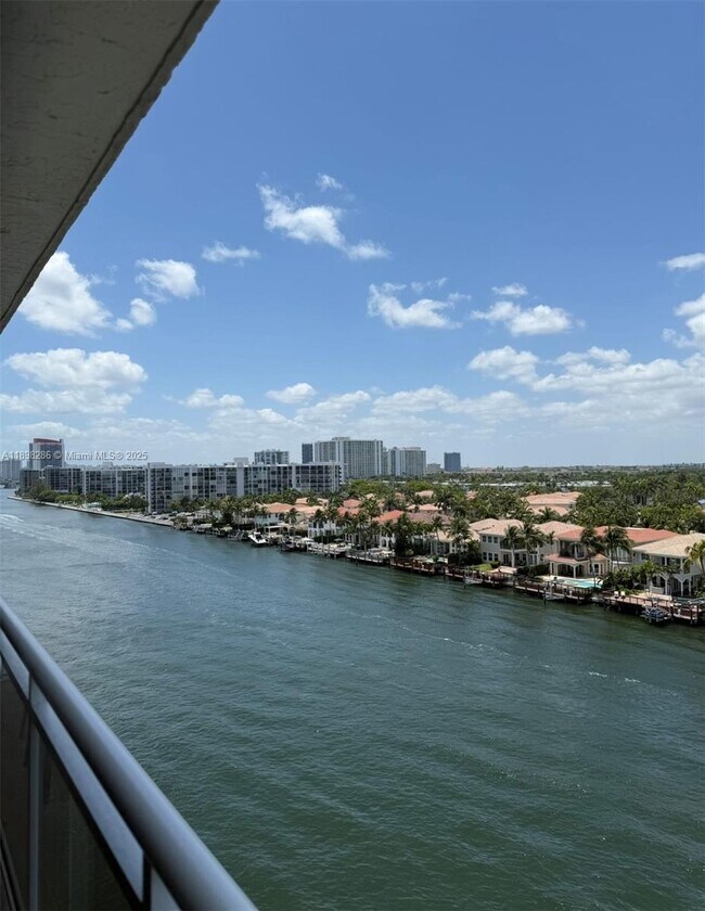 Building Photo - 1600 S Ocean Dr