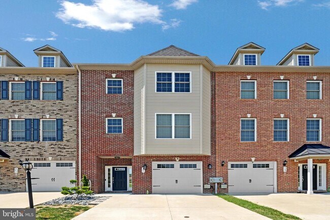 Building Photo - 947 Rye Dr