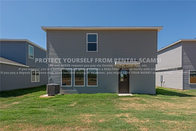 Building Photo - 605 Marsol St