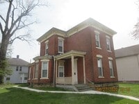 Building Photo - 203 W Dewald St