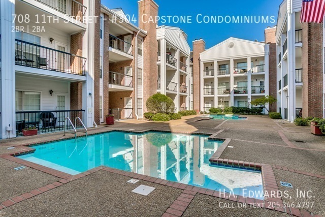 Building Photo - Capstone Condominiums 304