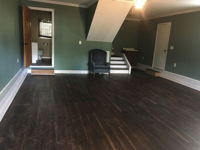 Building Photo - 407 S Edisto Ave