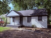 Building Photo - 2668 Browning Ave