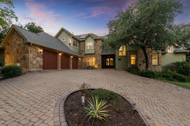 Primary Photo - 7228 Oak Shores Dr