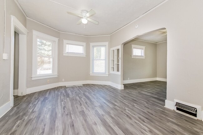 Building Photo - 3019 Corby St