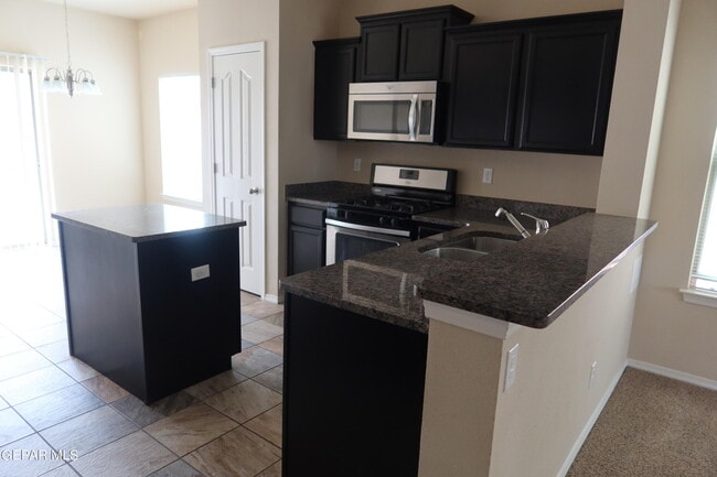 Building Photo - 3278 Azteca Trail