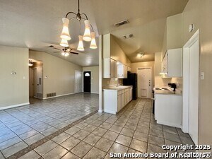 Building Photo - 3223 Leewood Dr