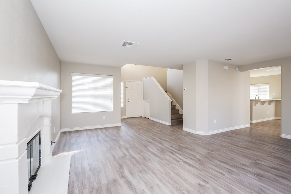 Building Photo - 1814 La Villa Dr
