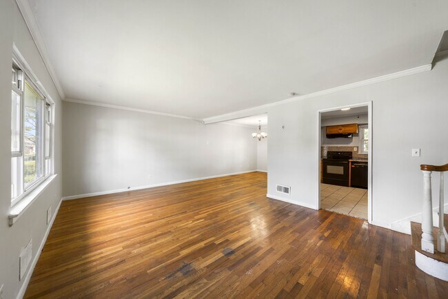 Building Photo - 1641 Lenape Rd