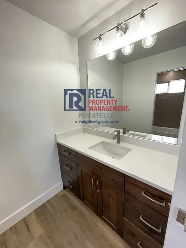 Building Photo - Brand New 3 bed 2.5 Bath Home- Double Car garage