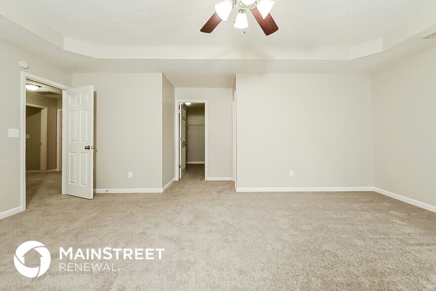 Building Photo - 520 Hansen Dr