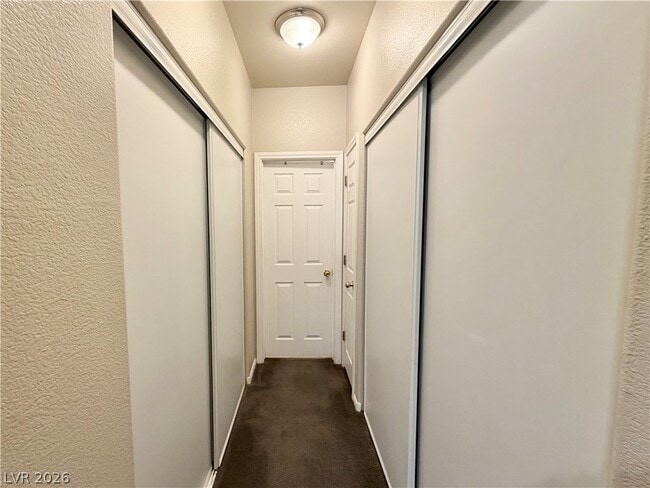 Building Photo - 4930 Black Bear Rd