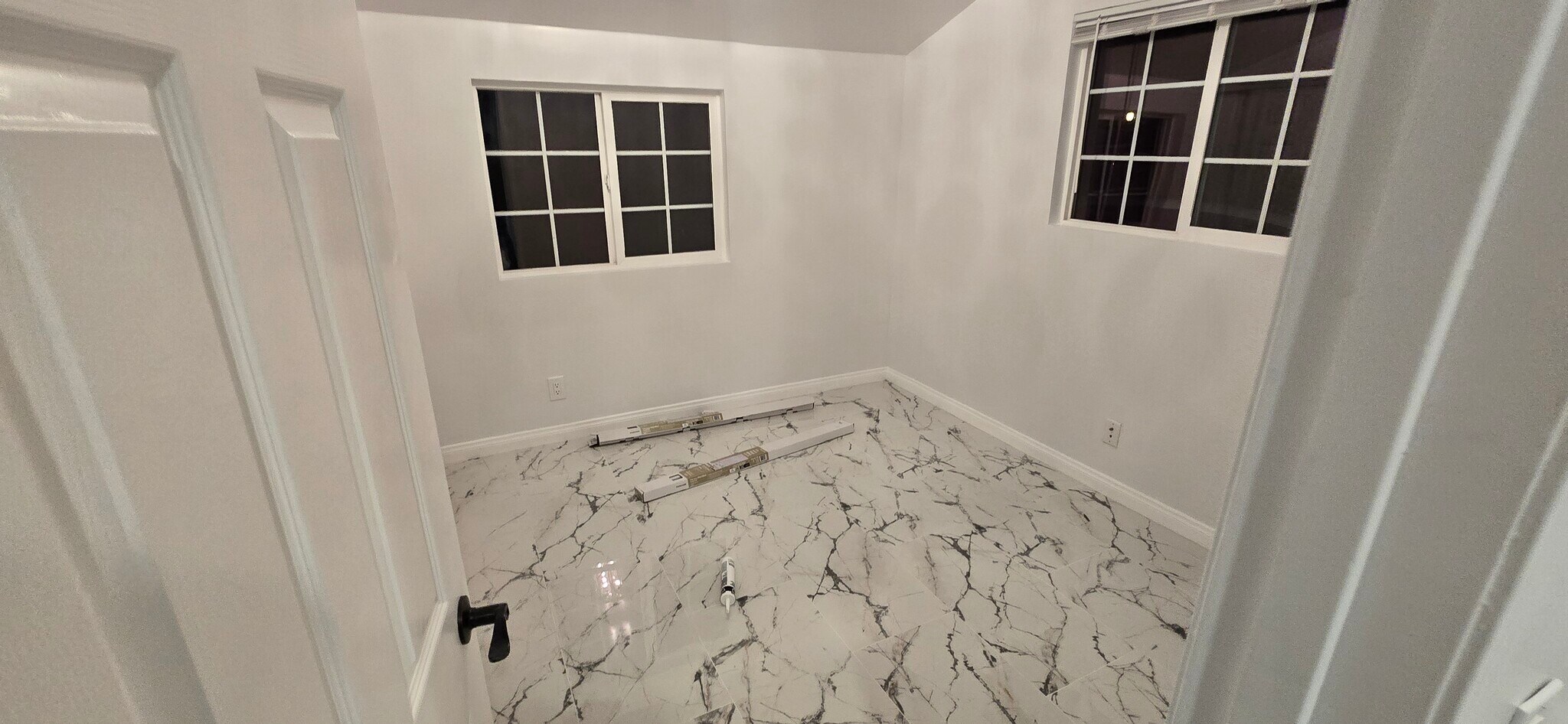 Building Photo - 532 Porter St