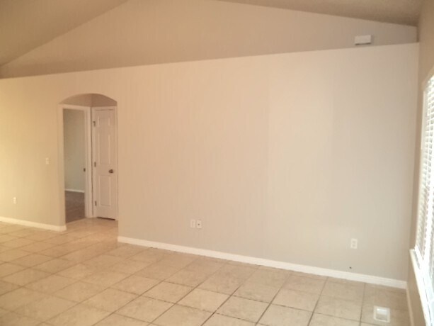 Building Photo - 11296 Tamsworth Dr