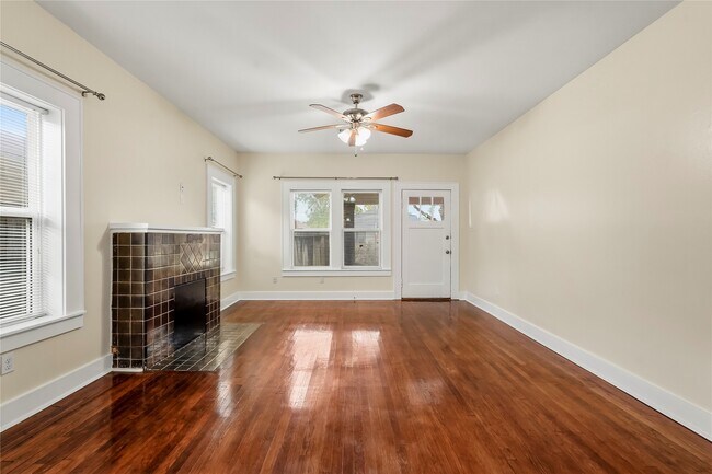 Building Photo - 4616 Clay St