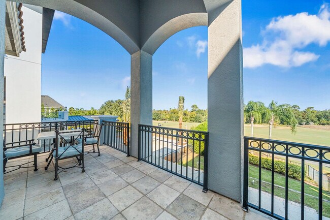 Building Photo - 815 Golden Bear Dr