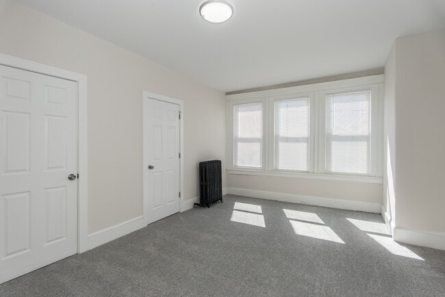 Building Photo - 6029 Jefferson St