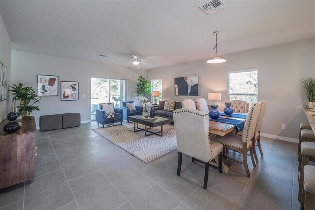 Building Photo - 1701 Pilchard Dr