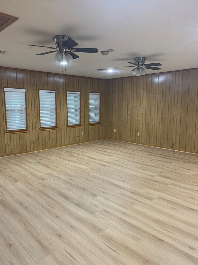 Building Photo - 3123 Bonney Briar Dr