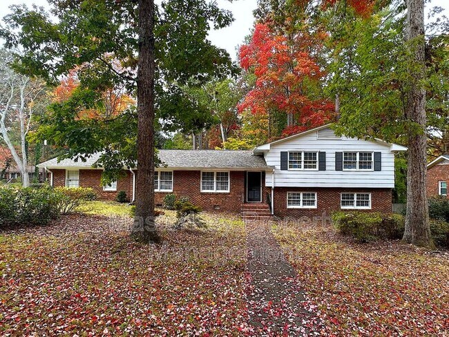 Primary Photo - 544 Ellynn Dr