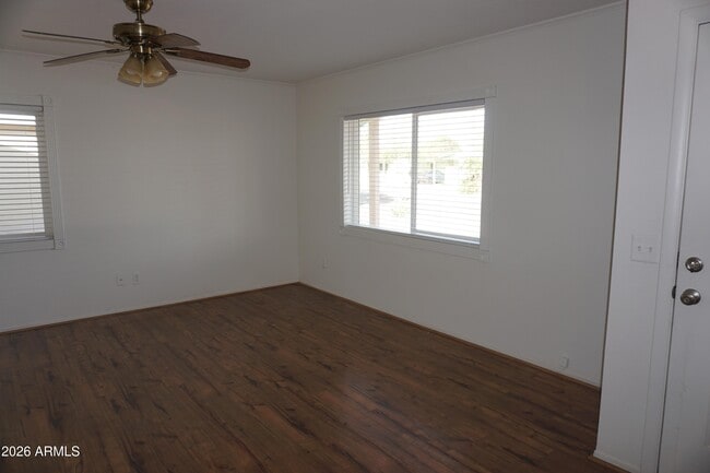 Building Photo - 2331 E Betty Elyse Ln