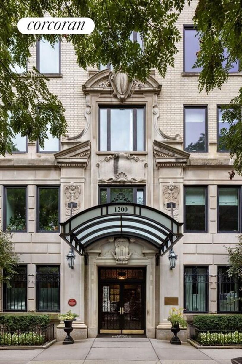 Building Photo - 1200 Fifth Avenue 2A