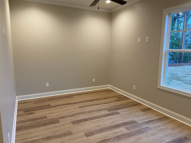 Building Photo - 3BR/3BA For Rent