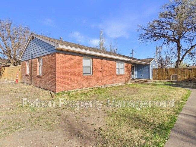 Building Photo - 3004 Westhaven Dr