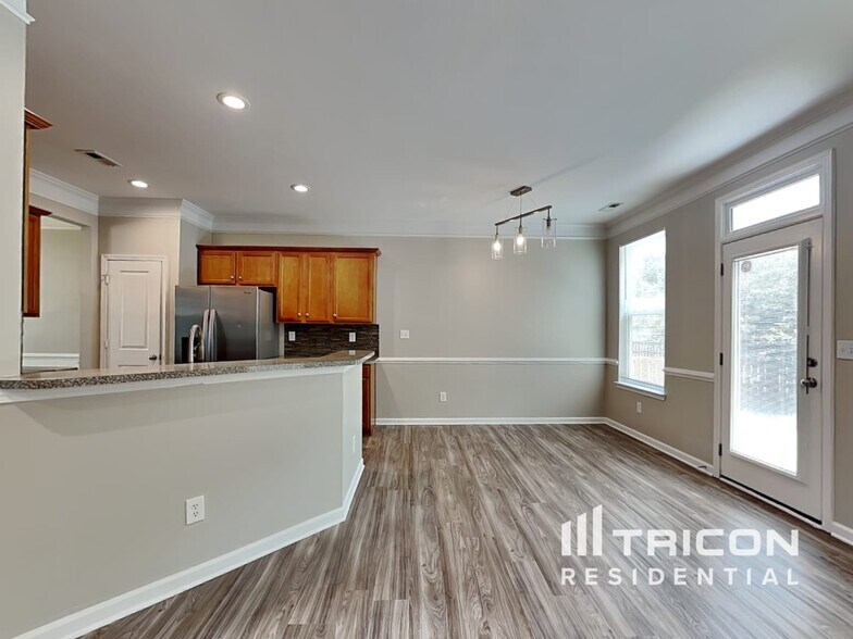 Building Photo - 12927 Rothe House Rd