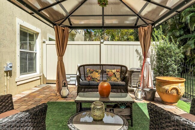 Building Photo - 228 Lake Monterey Cir