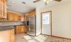 Building Photo - 4 Thistle Ln