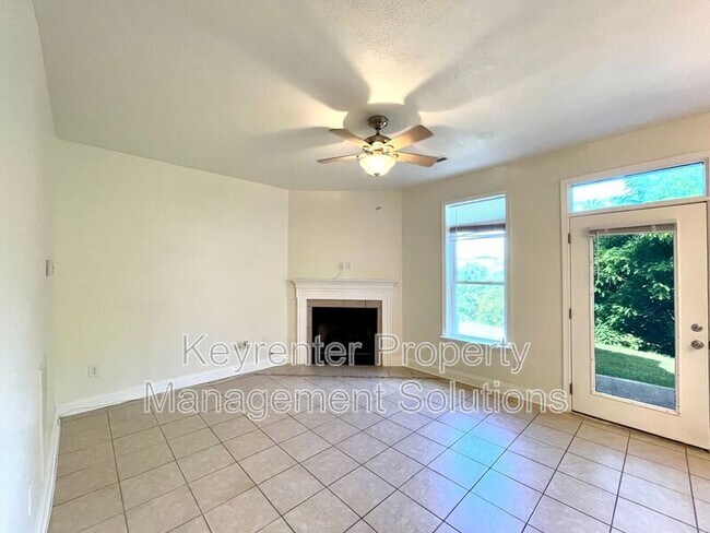 Building Photo - 38 Enchanted View Cir