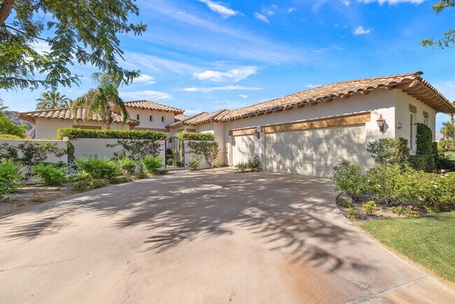 Building Photo - 48145 Paso Tiempo Ln