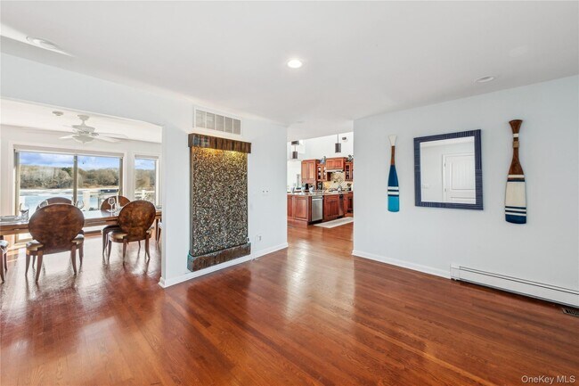 Building Photo - 1205 Lake Dr