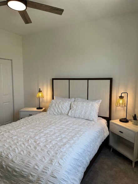 Room 2 - 2761 NW 55th Way