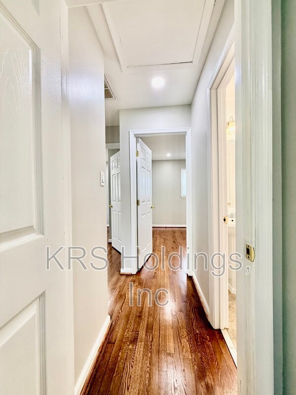 Building Photo - 3931 Forestdale Ave