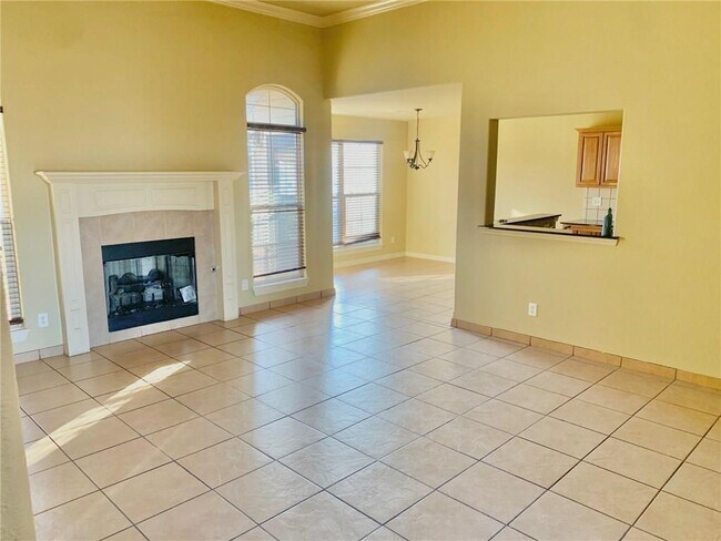 Building Photo - 3003 SW Wargate Ave