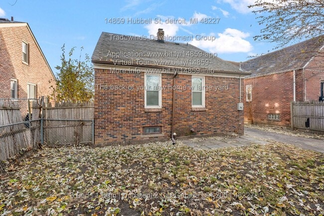 Building Photo - 14859 Hubbell Ave