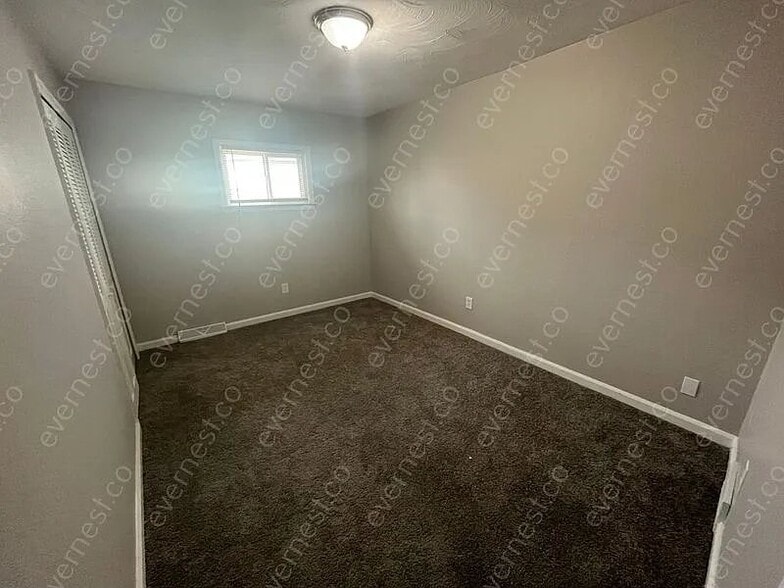 Building Photo - 934 Annabelle Dr