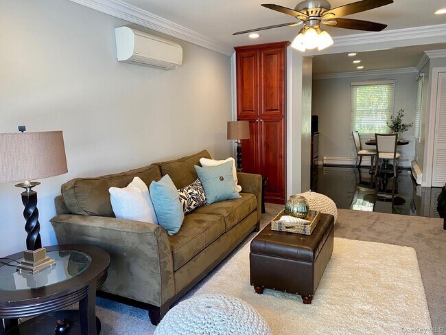 Building Photo - 82 Park Ave