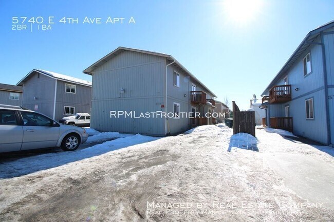 Building Photo - 5740 E 4th Ave