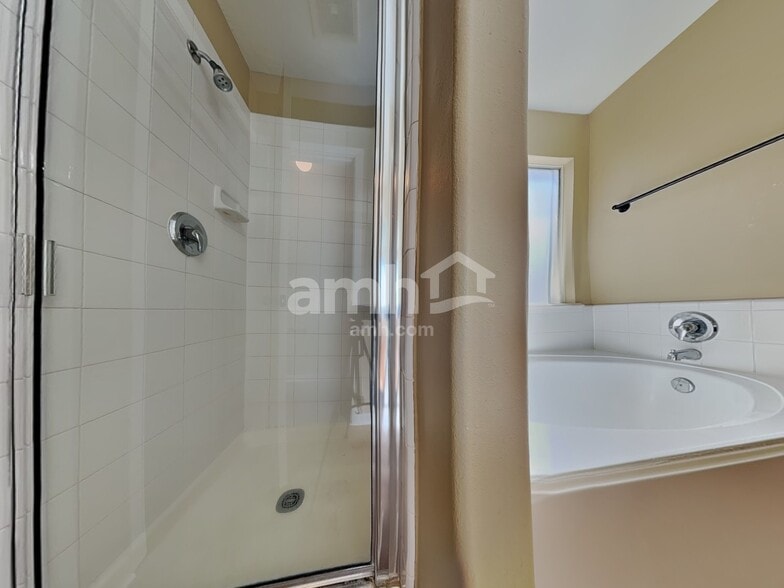 Building Photo - 19339 Otter Trail Ct