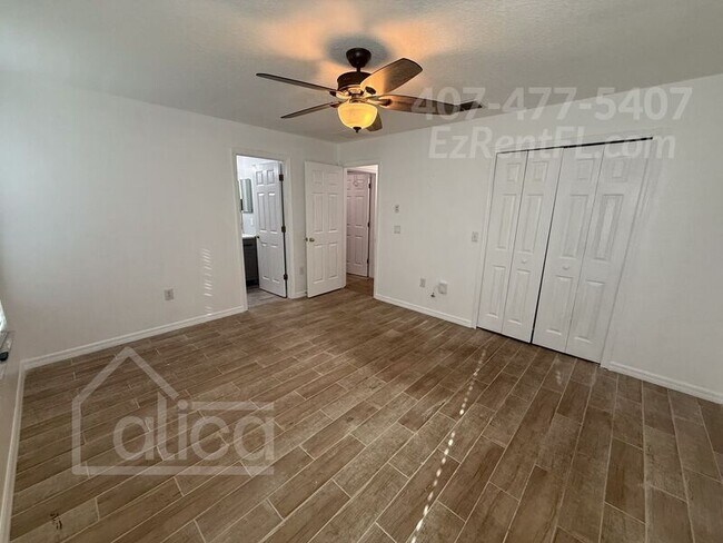 Building Photo - 1143 Madura Dr