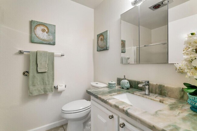 Building Photo - 5350 Cribari Green