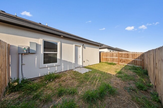Building Photo - 2425 North Valley Circle, UNIT A