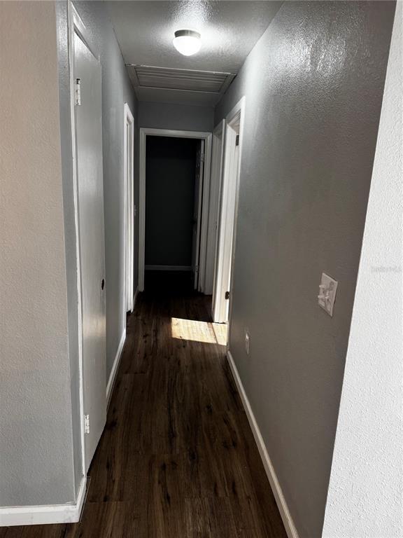 Building Photo - 409 Fern Rd