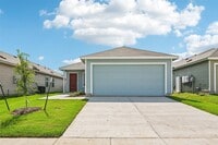 Building Photo - 726 Ponderosa Ln